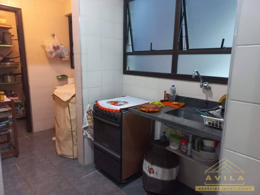 Apartamento à venda com 2 quartos, 82m² - Foto 5