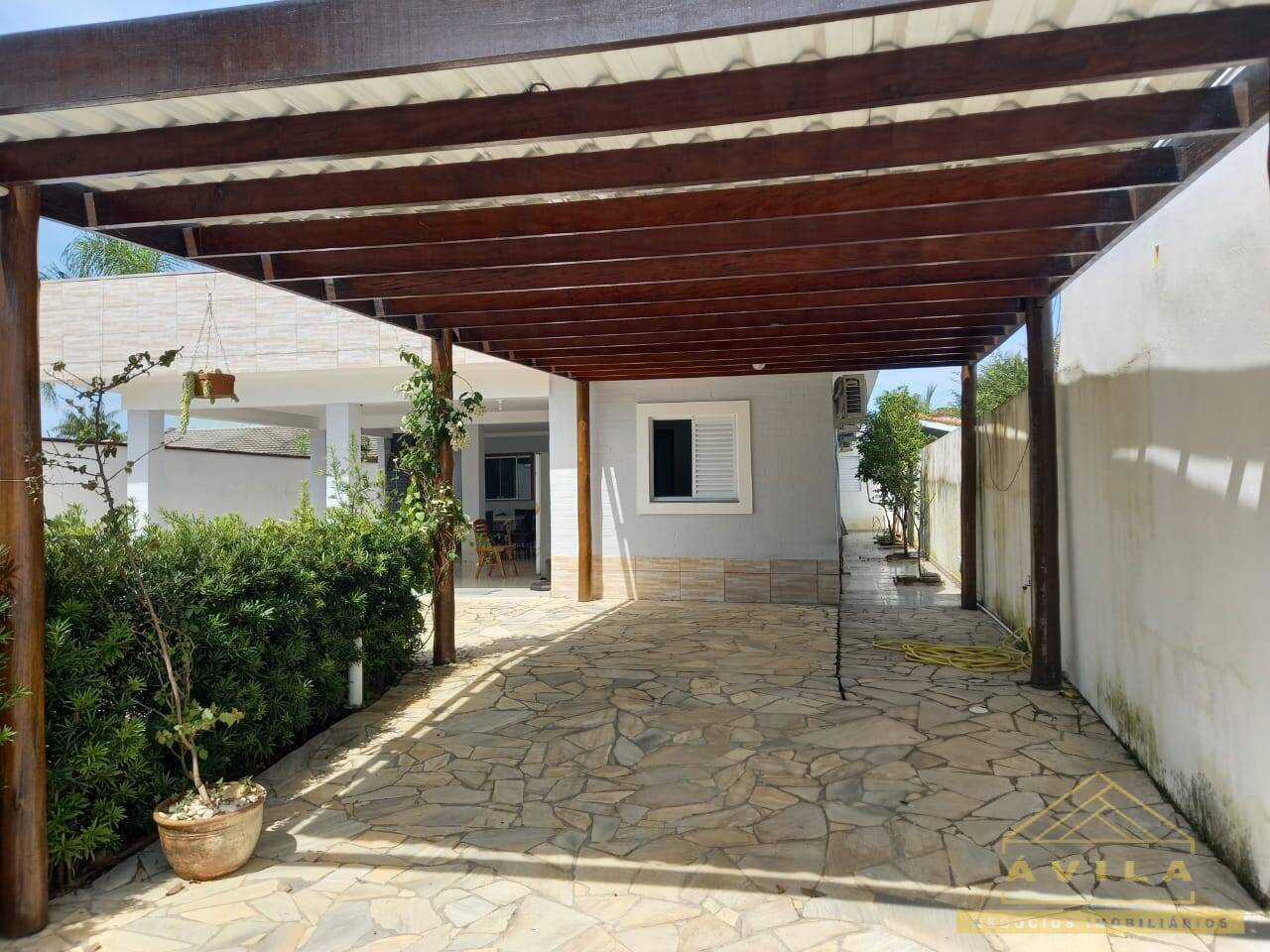 Casa à venda com 3 quartos, 160m² - Foto 14