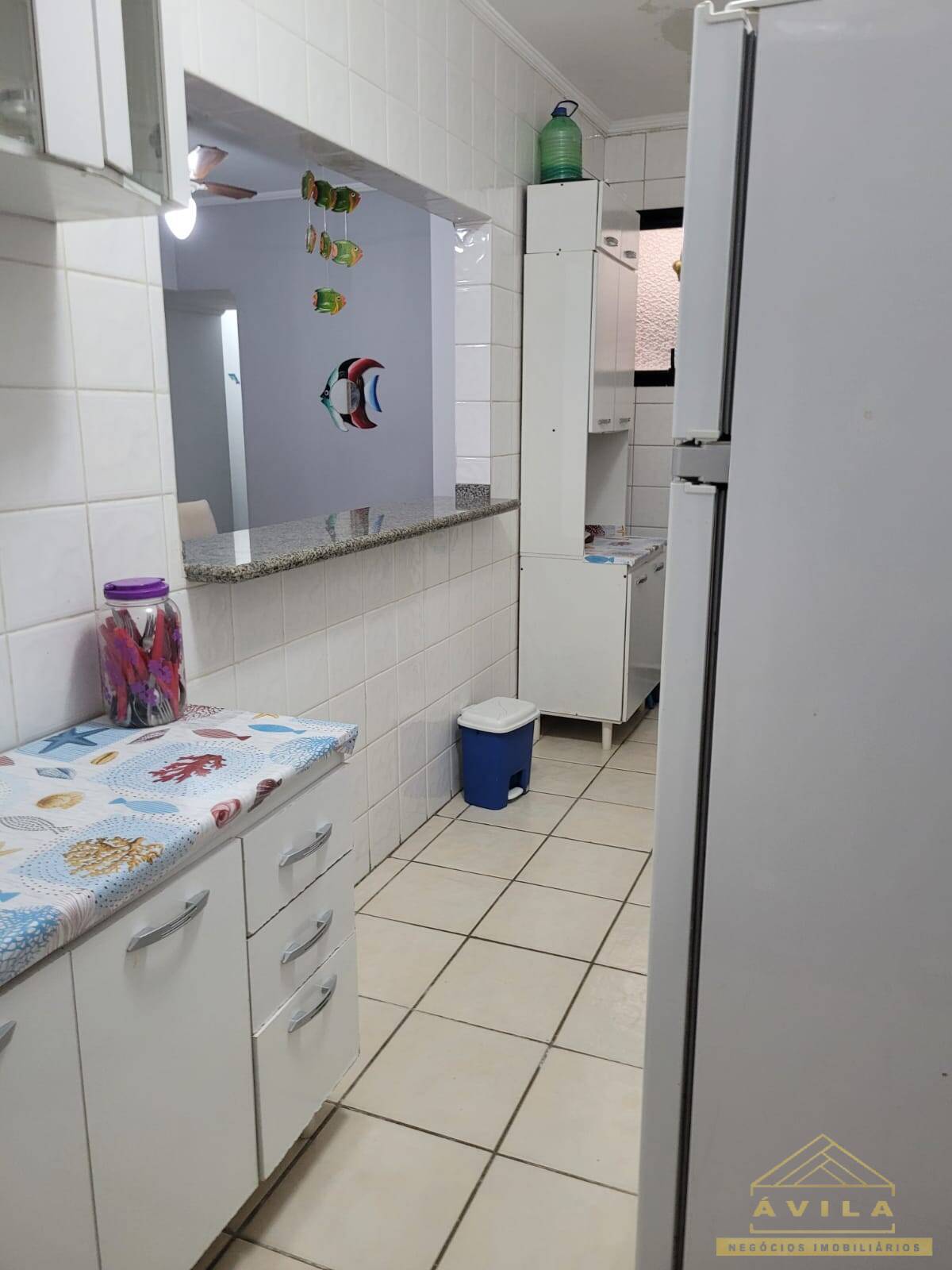 Apartamento à venda com 2 quartos, 98m² - Foto 2