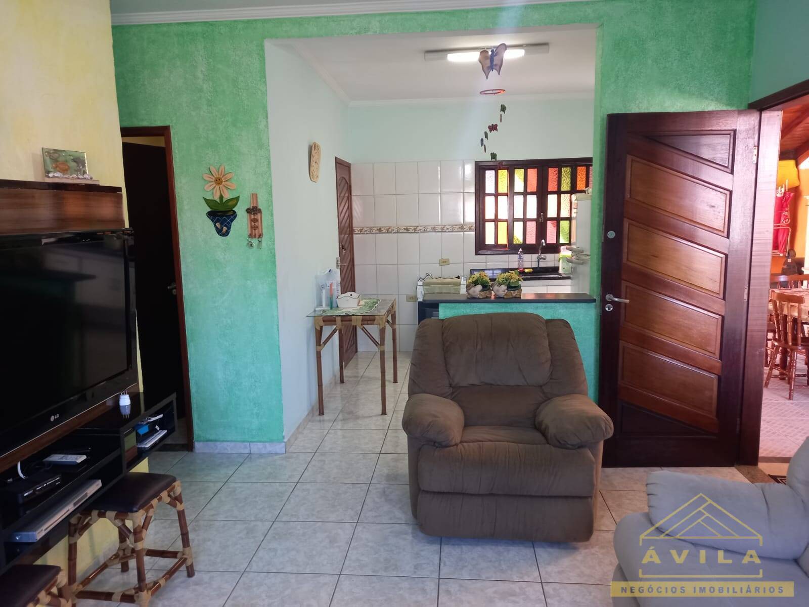 Casa à venda com 3 quartos, 87m² - Foto 2