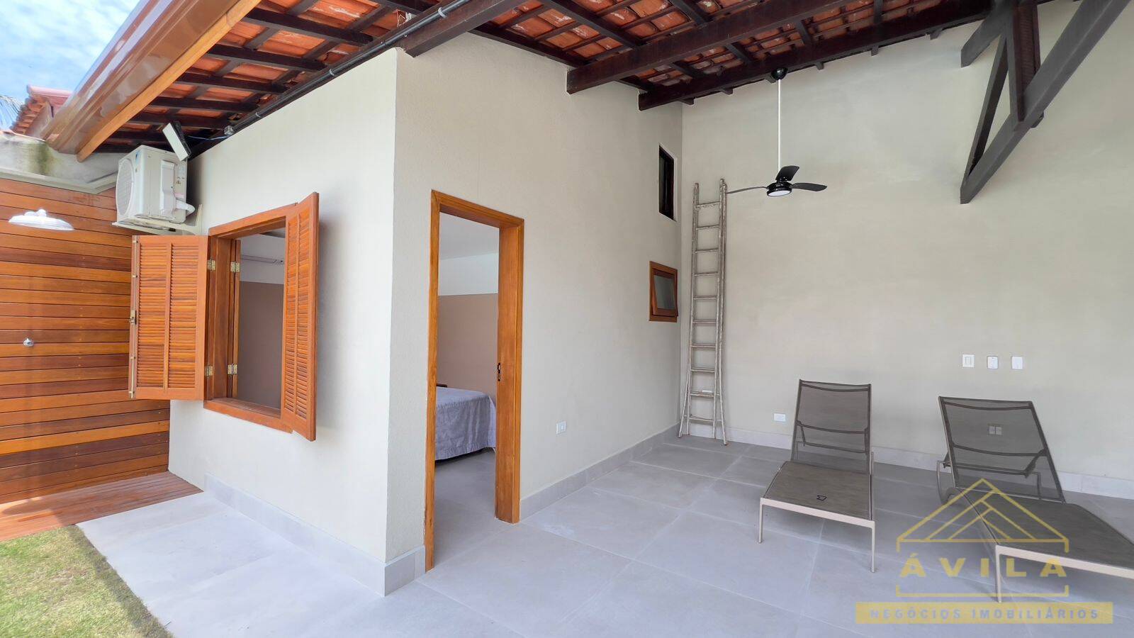 Casa à venda com 4 quartos, 232m² - Foto 7