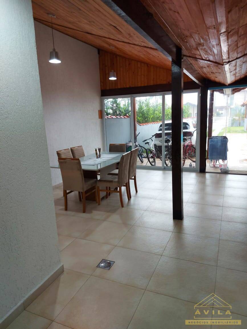 Casa à venda com 3 quartos, 131m² - Foto 19